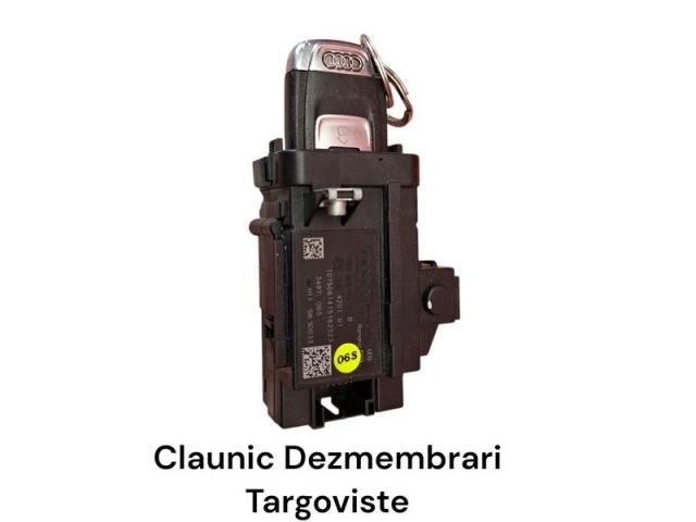 bontott AUDI A4 B8 Kártyaolvasó