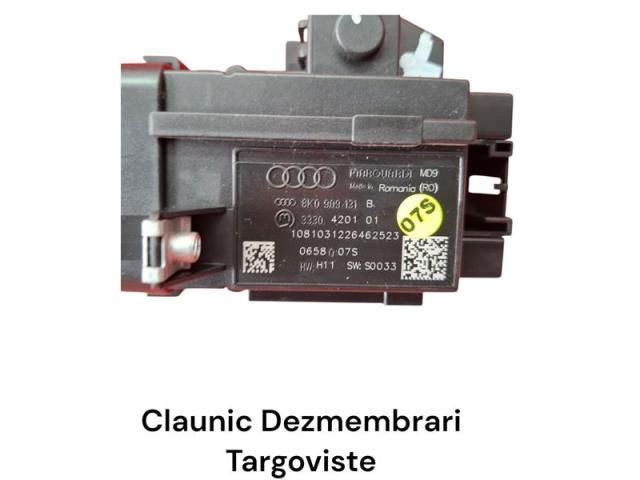 bontott AUDI A4 B8 Kártyaolvasó