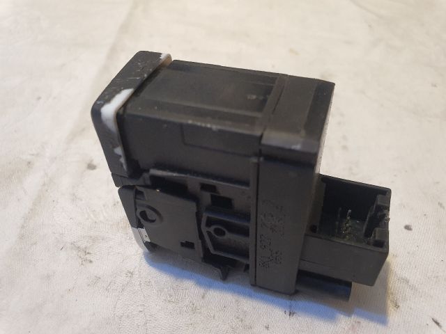 bontott AUDI A4 B8 Kézifék Kapcsoló