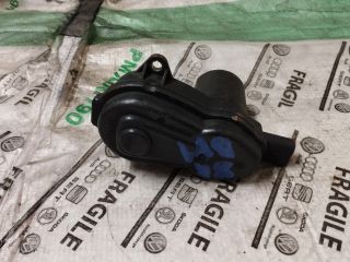 bontott AUDI A4 B8 Kézifék Motor