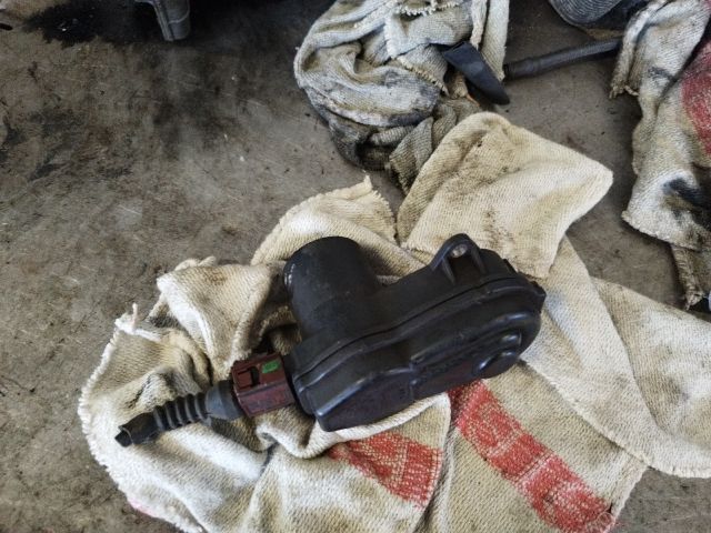 bontott AUDI A4 B8 Kézifék Motor