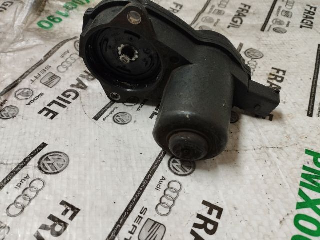 bontott AUDI A4 B8 Kézifék Motor