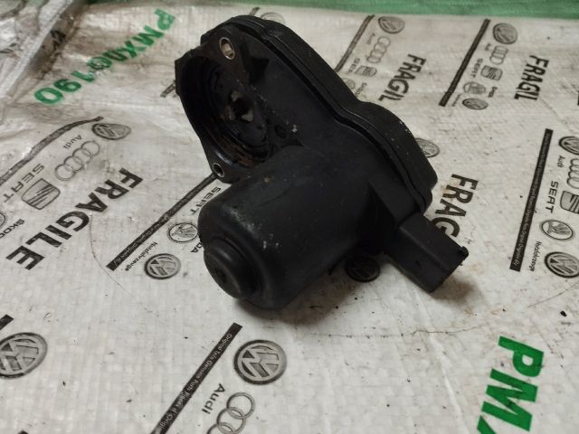 bontott AUDI A4 B8 Kézifék Motor