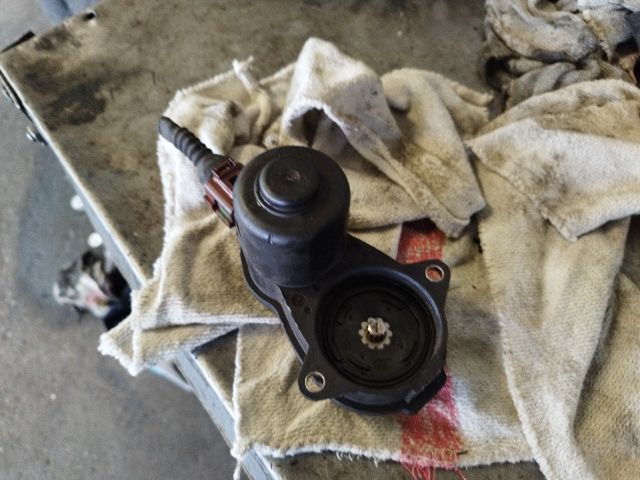 bontott AUDI A4 B8 Kézifék Motor