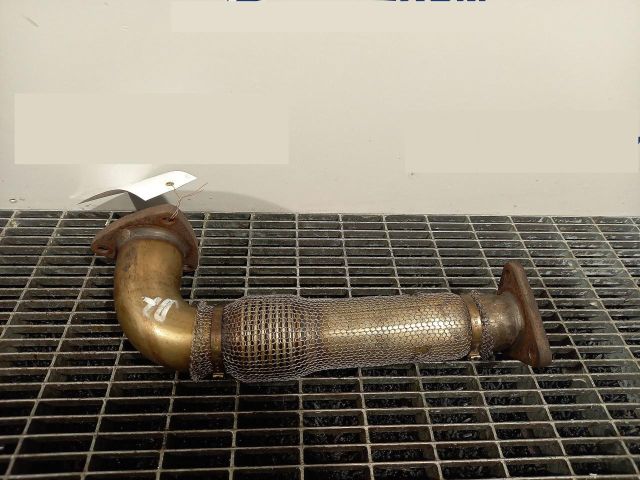 bontott AUDI A4 B8 Kipufogó Közösítő