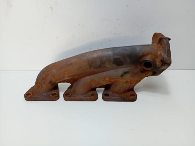 bontott AUDI A4 B8 Kipufogó Közösítő