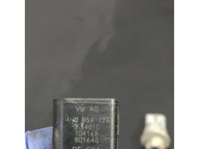 bontott AUDI A4 B8 Klíma Nyomásérzékelő Kapcsoló