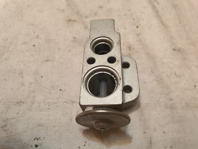 bontott AUDI A4 B8 Klíma Tágulási Szelep