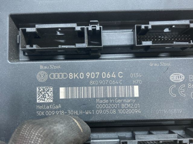 bontott AUDI A4 B8 Komfort Elektronika