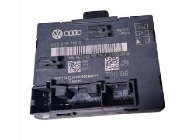 bontott AUDI A4 B8 Komfort Elektronika