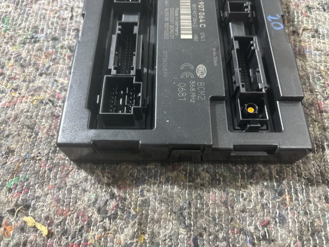 bontott AUDI A4 B8 Komfort Elektronika