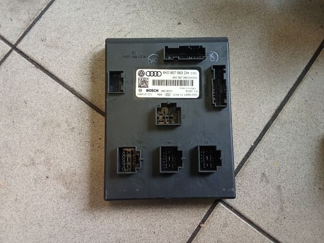 bontott AUDI A4 B8 Komfort Elektronika