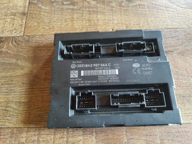 bontott AUDI A4 B8 Komfort Elektronika