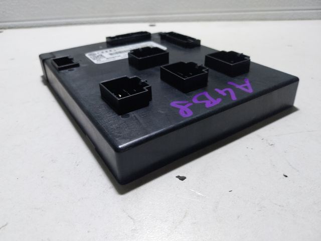 bontott AUDI A4 B8 Komfort Elektronika