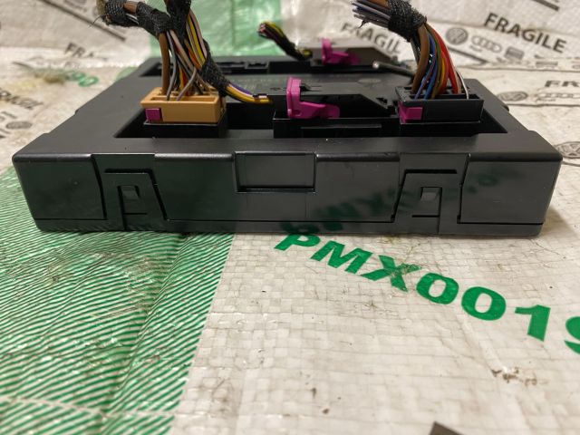 bontott AUDI A4 B8 Komfort Elektronika