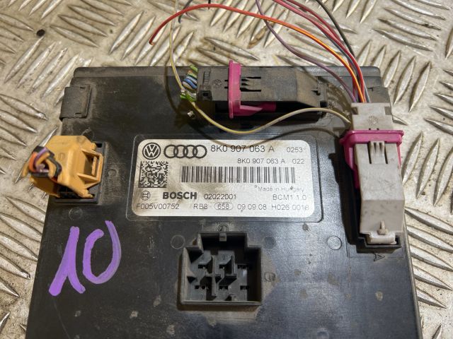 bontott AUDI A4 B8 Komfort Elektronika