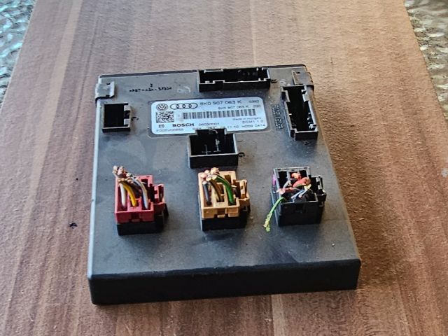 bontott AUDI A4 B8 Komfort Elektronika