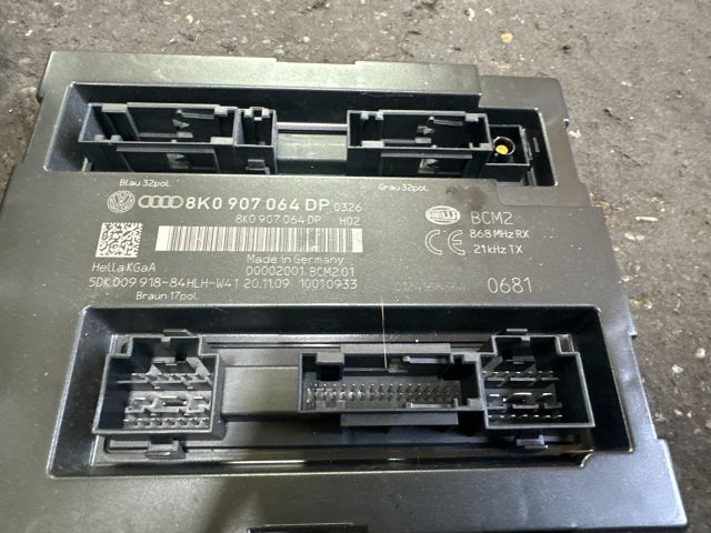 bontott AUDI A4 B8 Komfort Elektronika