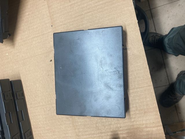 bontott AUDI A4 B8 Komfort Elektronika