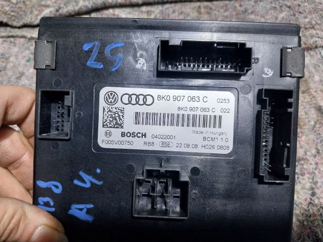 bontott AUDI A4 B8 Komfort Elektronika