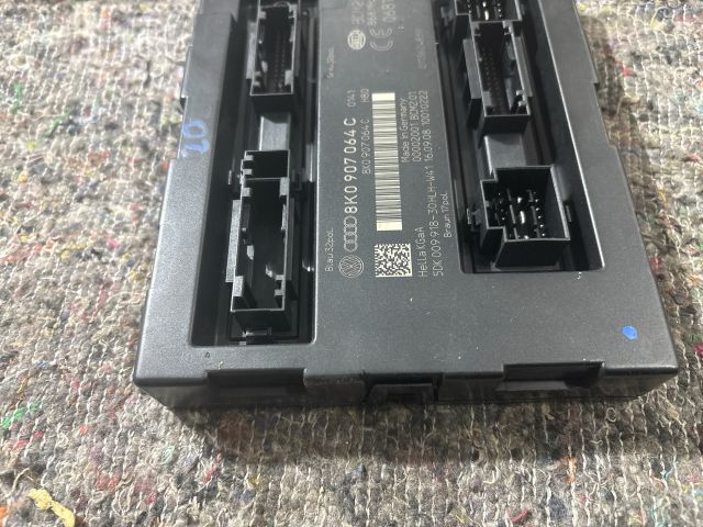 bontott AUDI A4 B8 Komfort Elektronika