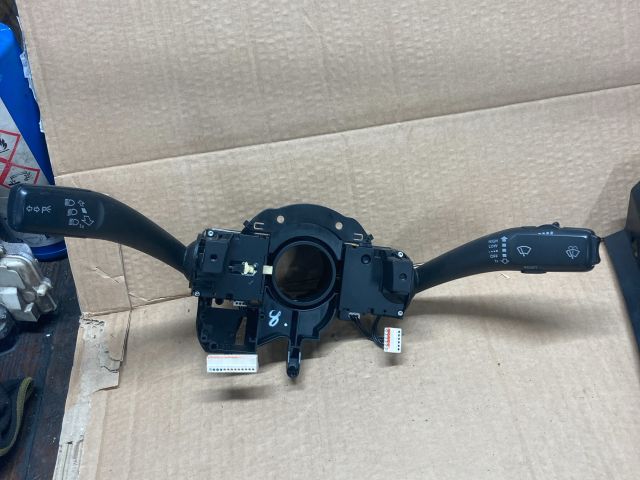 bontott AUDI A4 B8 Komplett Kormánykapcsoló (Bajuszkapcsoló)