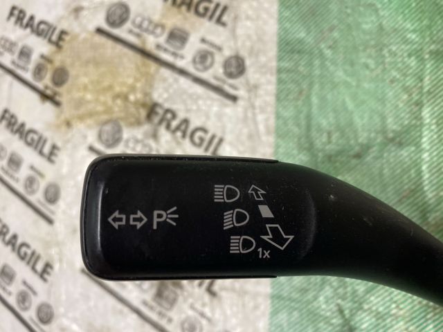 bontott AUDI A4 B8 Komplett Kormánykapcsoló (Bajuszkapcsoló)