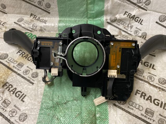 bontott AUDI A4 B8 Komplett Kormánykapcsoló (Bajuszkapcsoló)