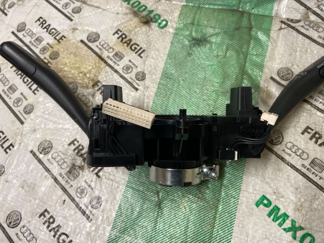 bontott AUDI A4 B8 Komplett Kormánykapcsoló (Bajuszkapcsoló)