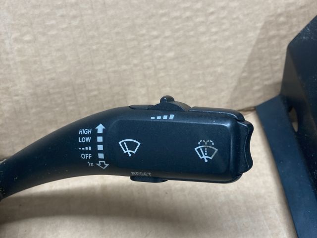 bontott AUDI A4 B8 Komplett Kormánykapcsoló (Bajuszkapcsoló)