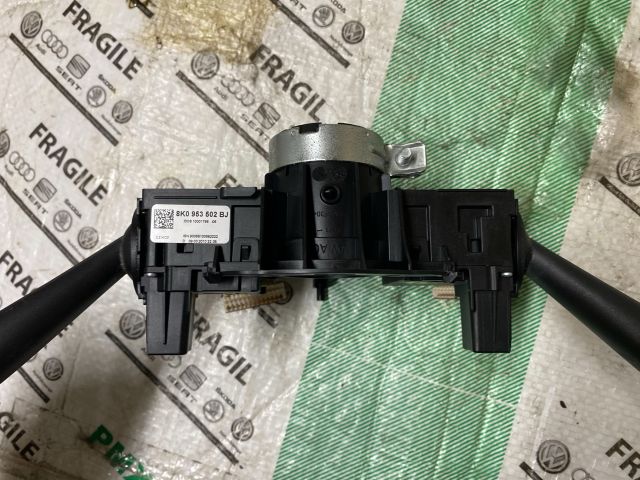 bontott AUDI A4 B8 Komplett Kormánykapcsoló (Bajuszkapcsoló)