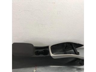 bontott AUDI A4 B8 Könyöklő