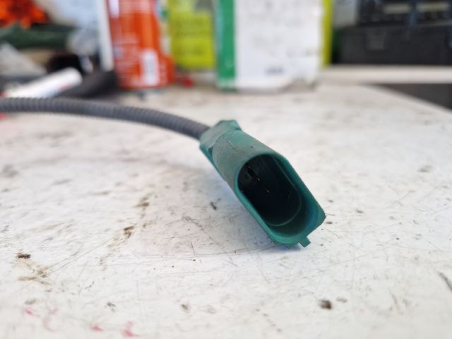 bontott AUDI A4 B8 Kopogás Jeladó