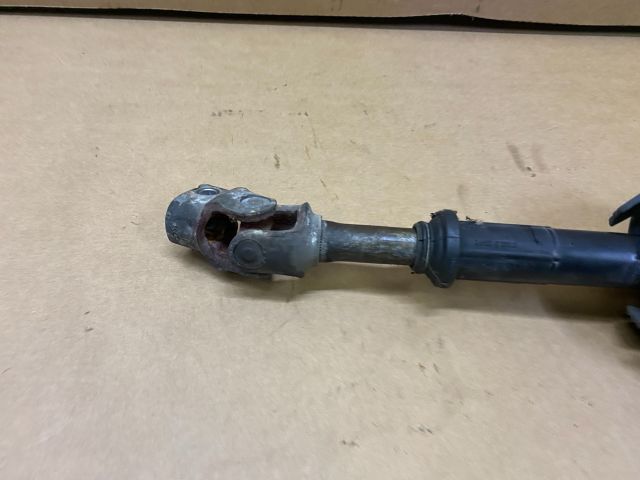 bontott AUDI A4 B8 Kormánykardán