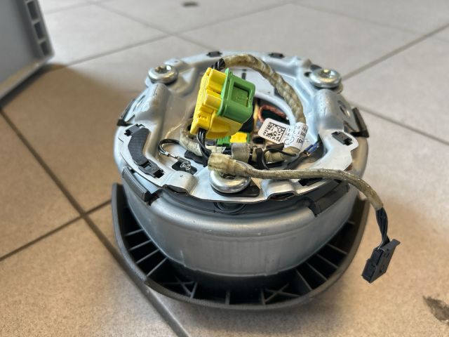 bontott AUDI A4 B8 Kormánylégzsák