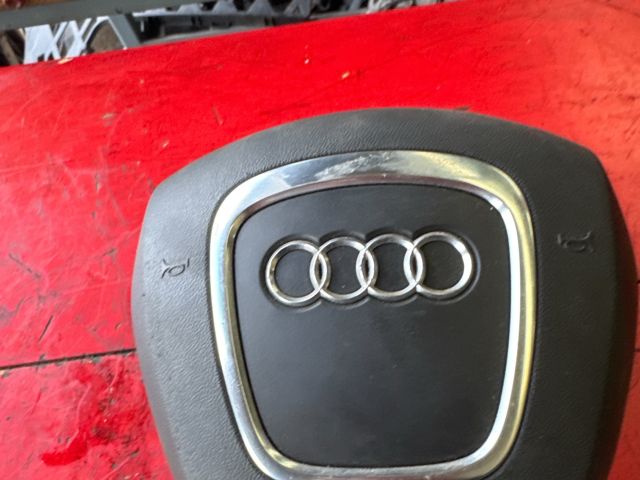 bontott AUDI A4 B8 Kormánylégzsák