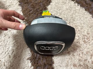 bontott AUDI A4 B8 Kormánylégzsák