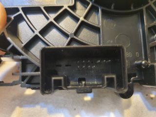 bontott AUDI A4 B8 Kormányoszlop Vezérlő