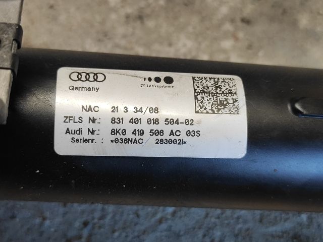 bontott AUDI A4 B8 Kormányoszlop