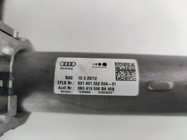 bontott AUDI A4 B8 Kormányoszlop