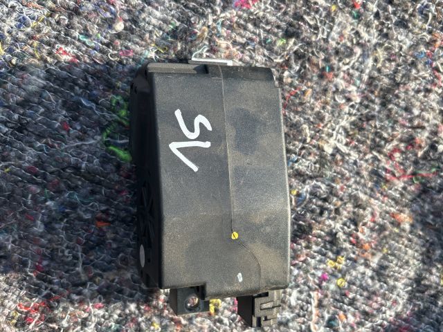 bontott AUDI A4 B8 Kormányzár (Elektromos)