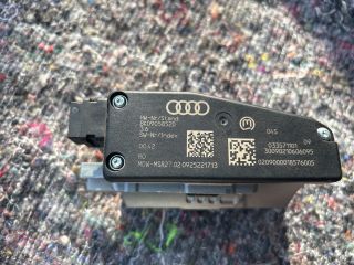 bontott AUDI A4 B8 Kormányzár (Elektromos)