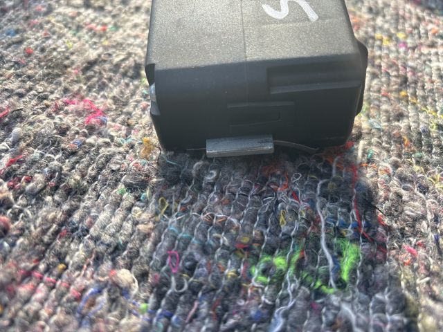 bontott AUDI A4 B8 Kormányzár (Elektromos)