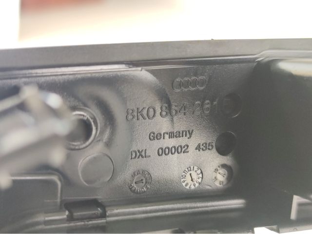 bontott AUDI A4 B8 Középkonzol Keret