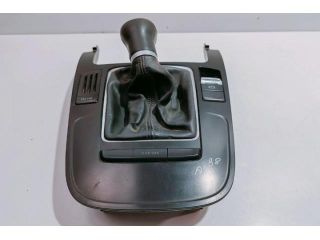 bontott AUDI A4 B8 Középkonzol Keret