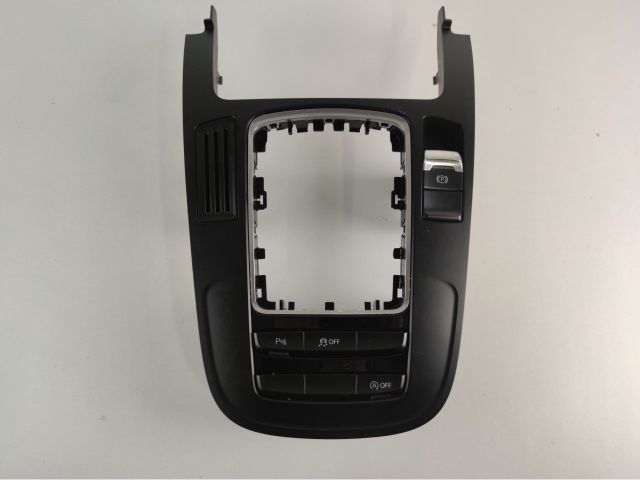 bontott AUDI A4 B8 Középkonzol Keret