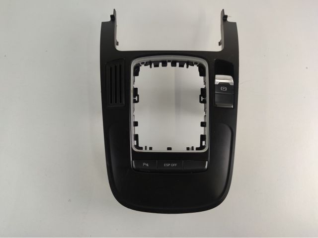 bontott AUDI A4 B8 Középkonzol Keret