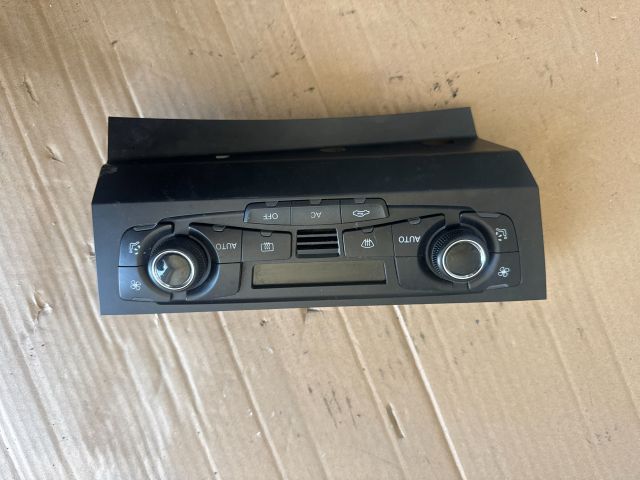 bontott AUDI A4 B8 Középkonzol Vezérlő Panel