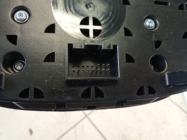 bontott AUDI A4 B8 Középkonzol Vezérlő Panel