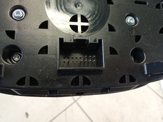 bontott AUDI A4 B8 Középkonzol Vezérlő Panel